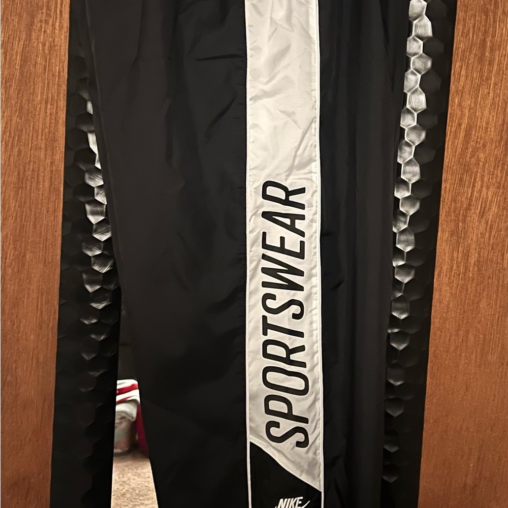Nike Black and White Athletic Pants - Picture 2 of 11